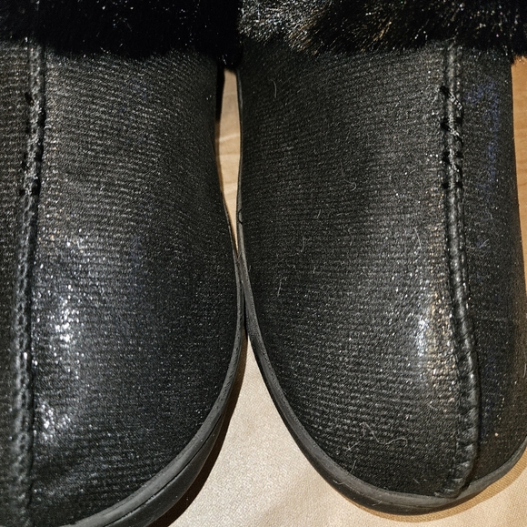 LC Lauren Conrad Women'sMetallic Faux Fur-Lined Clog Slippers - Picture 5 of 7